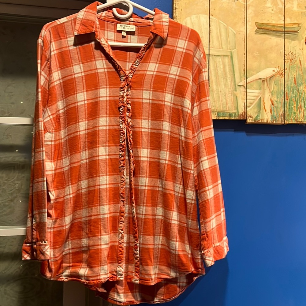 Flannel style long sleeve by Hester’s and Orchard size xl